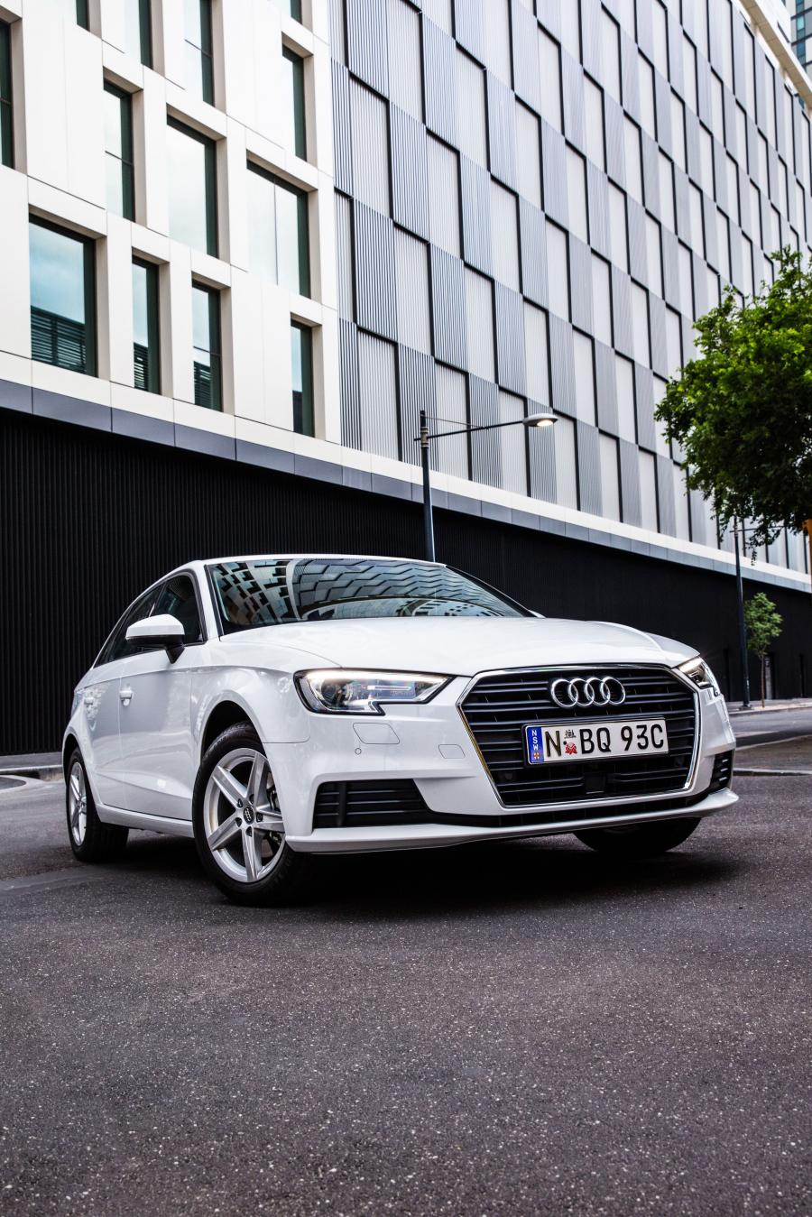 Audi A3 Sportback 1.0 TFSI (8V) 2016 года  (AU) (фото 5 из 6)